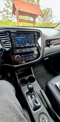 Mitsubishi Outlander cena 79900 przebieg: 229300, rok produkcji 2016 z Gorzów Śląski małe 232